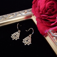 ブエナスエルテ　ピアス画像