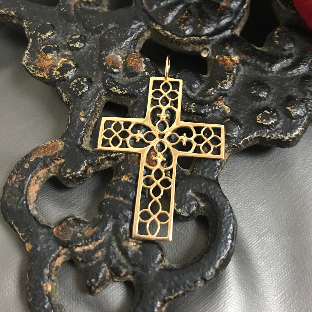 cross necklace