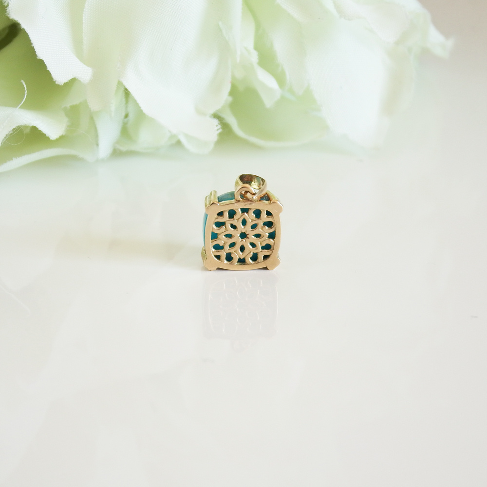 ルチルクォーツとターコイズ