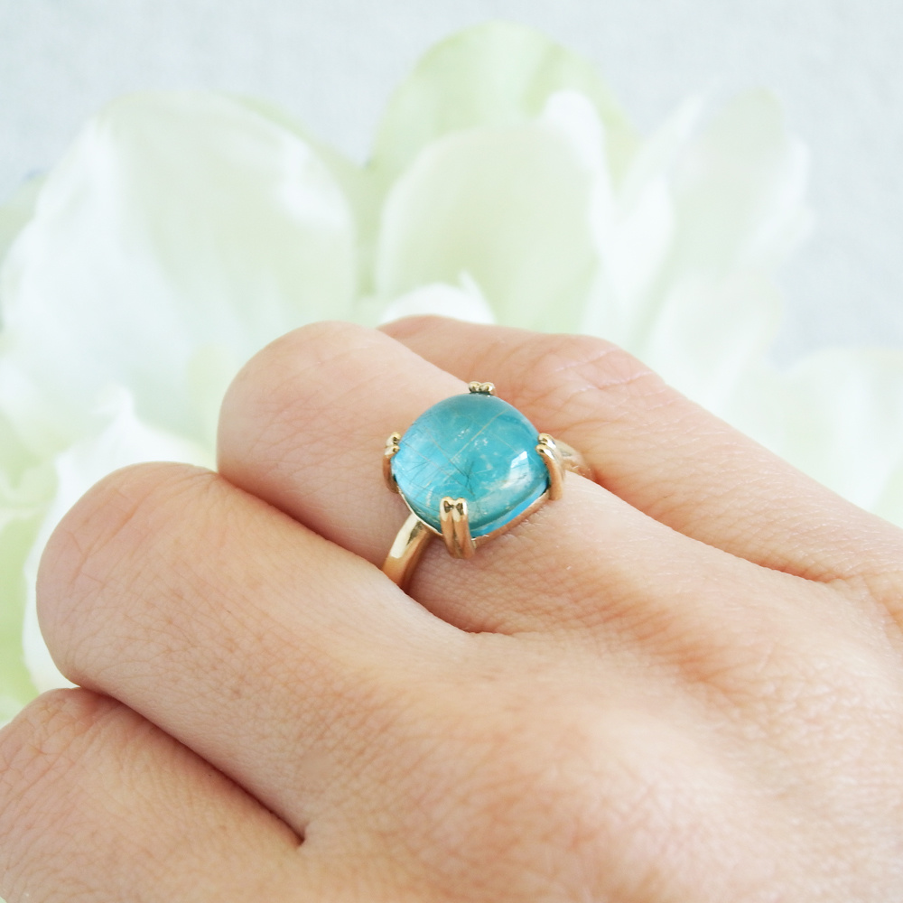 ルチルクォーツとターコイズ