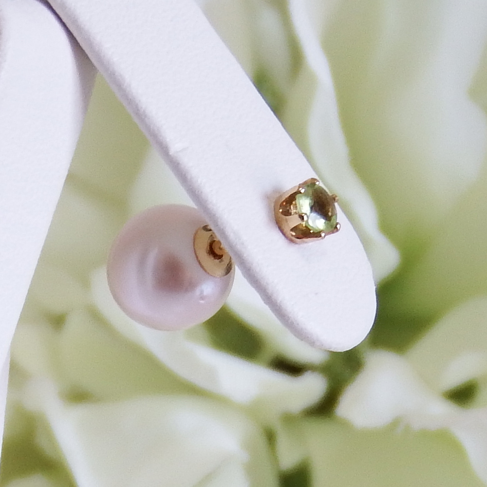 パールキャッチピアス