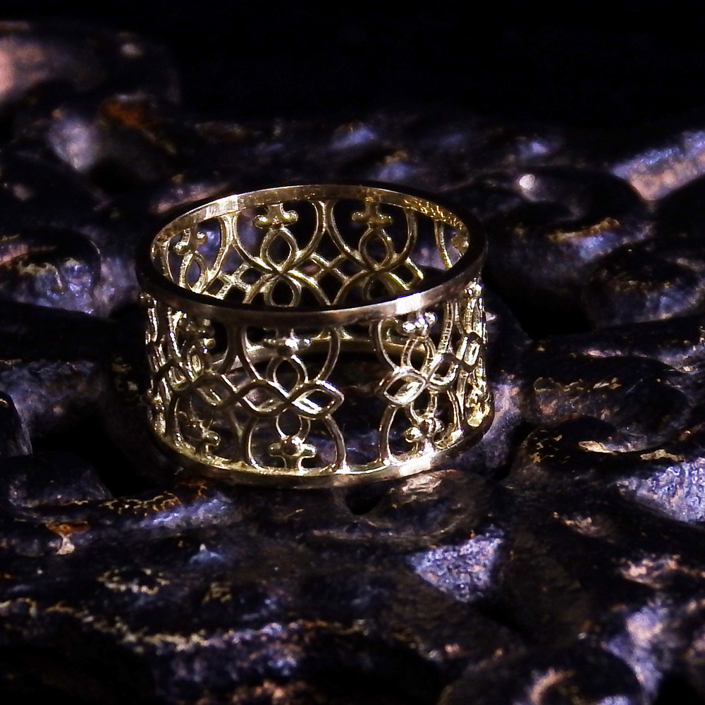 幅広透かしリング