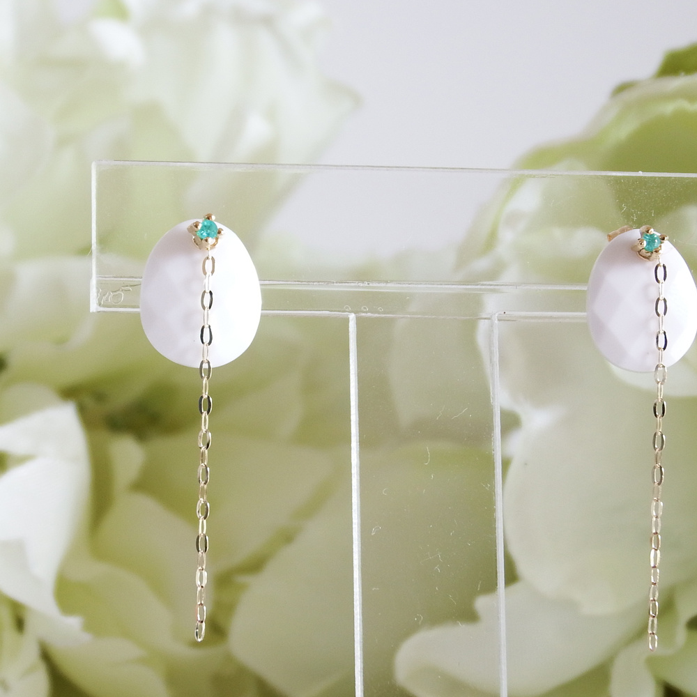 ランダムカットピアス