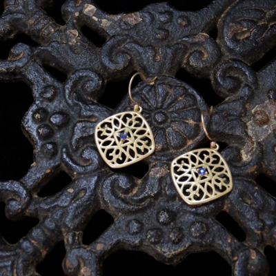 透かしピアス画像１