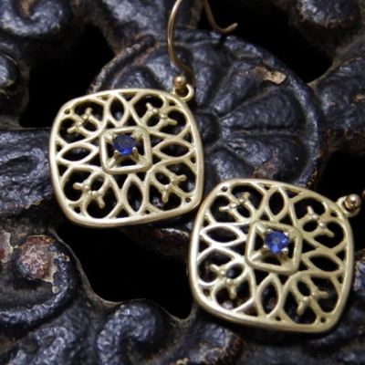 透かしピアス画像２