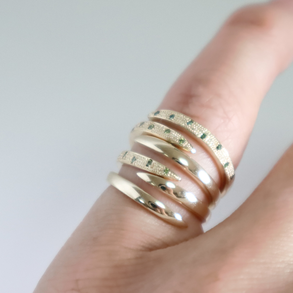 カラーダイヤモンド